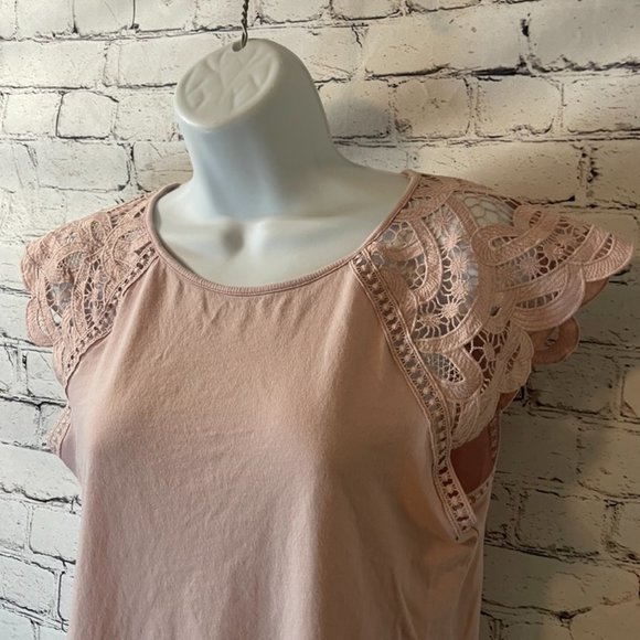 Loft Soft Pink Top with Lace Sleeves - size Medium - Picture 2 of 4